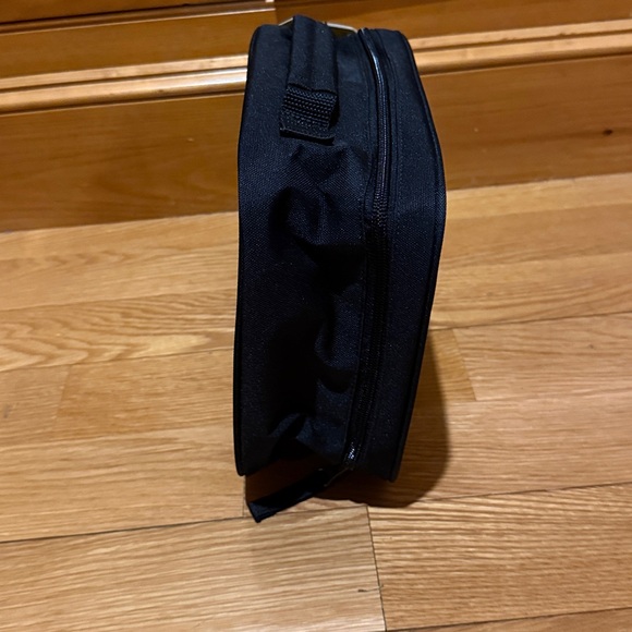 CARHARTT unisex BOOO0543 Black Top Handle Insulated 4 Can Lunchbox - Picture 8 of 16